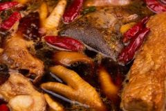 熟食鹵肉發(fā)黑鹵菜發(fā)黑的解決方法