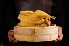 開鹽焗雞店可以搭配其他產品嗎？