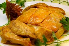 三招學(xué)會(huì)簡(jiǎn)單鹽焗雞的做法方法